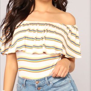 PLUS SIZE off the shoulder Fashion Nova bodysuit!